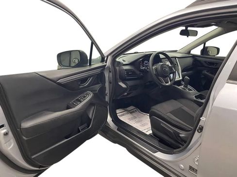 Used 2024 Subaru Outback AWD/4WD image 9
