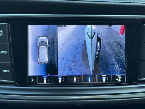 Used 2020 Buick Enclave Essence w/ Sound and Sites Package AWD/4WD image 37