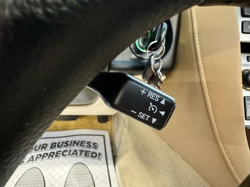 Used 2008 Lexus SC 430 Convertible RWD image 24