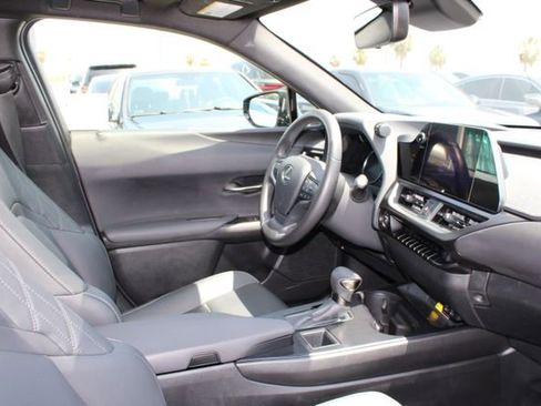 Used 2023 Lexus UX 250h FWD w/ Accessory Package (Z2) image 5