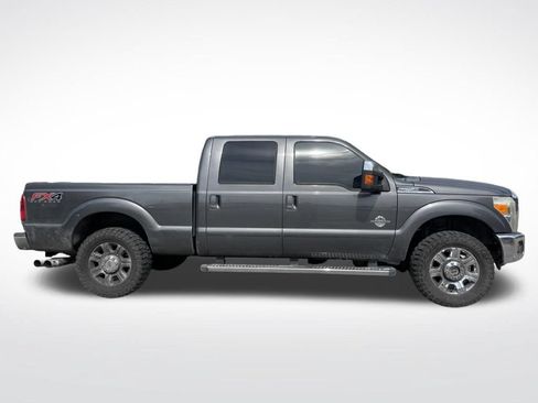 Used 2015 Ford F250 Lariat w/ Chrome Package AWD/4WD image 4