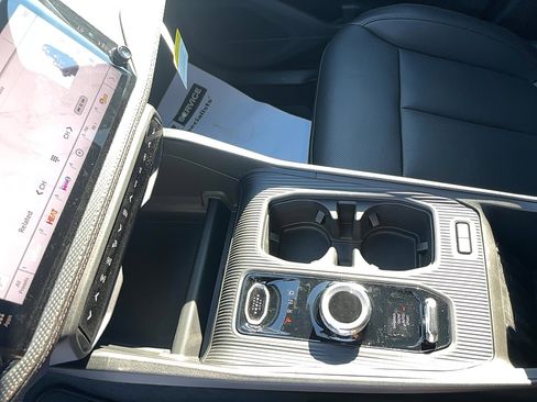 New 2026 Jeep Cherokee Limited image 17