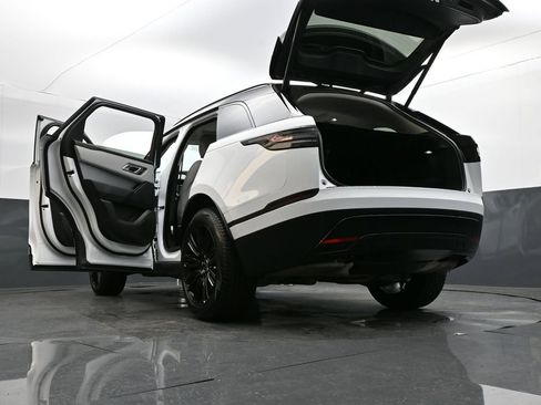 Used 2025 Land Rover Range Rover Velar S image 35