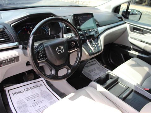 Used 2018 Honda Odyssey EX-L image 19