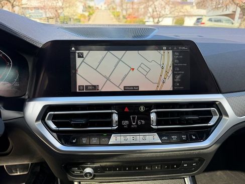 Used 2019 BMW 330i xDrive Sedan w/ M Sport Package AWD/4WD image 14