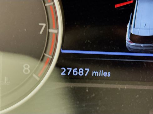 Used 2023 Nissan Rogue SV image 19