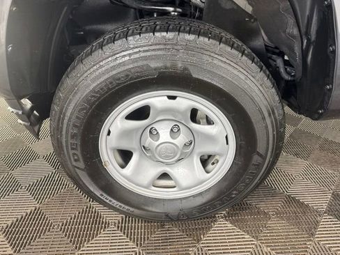 Used 2023 Toyota Tacoma SR AWD/4WD image 28