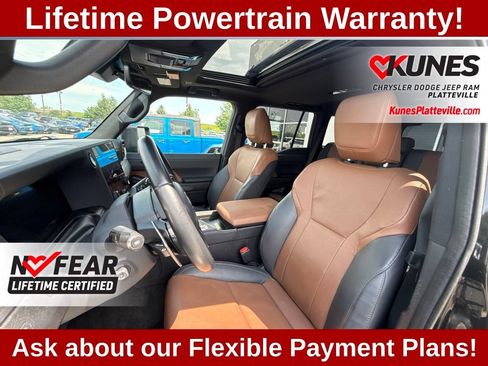 Used 2024 Lexus GX 550 w/ Cold Area Package AWD/4WD image 13