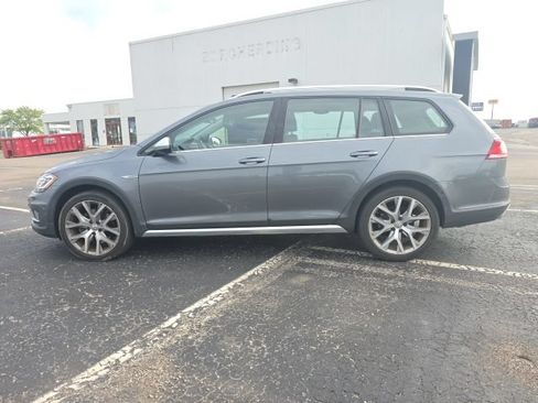 Used 2019 Volkswagen Golf Alltrack SE AWD/4WD image 5