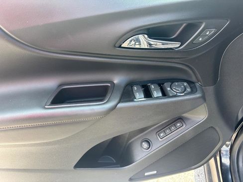 Used 2022 Chevrolet Equinox Premier AWD/4WD image 15