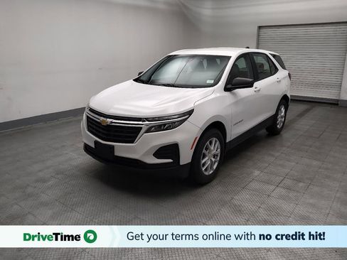 Used 2024 Chevrolet Equinox LS AWD/4WD image 1