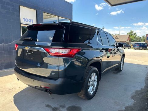 Used 2020 Chevrolet Traverse LT FWD image 8