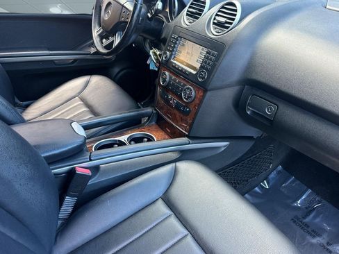 Used 2008 Mercedes-Benz ML 550 4MATIC image 33