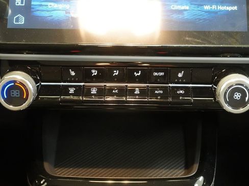 New 2027 Chevrolet Bolt LT w/ Comfort Package image 19