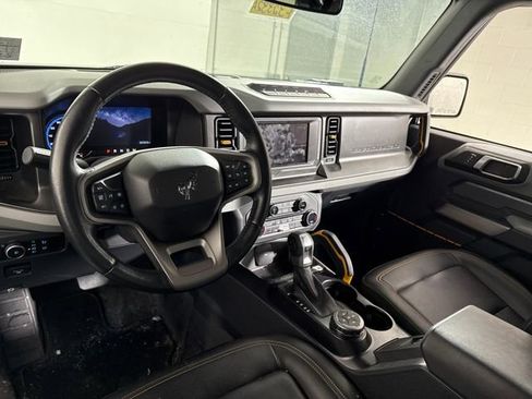 Used 2023 Ford Bronco Badlands image 14
