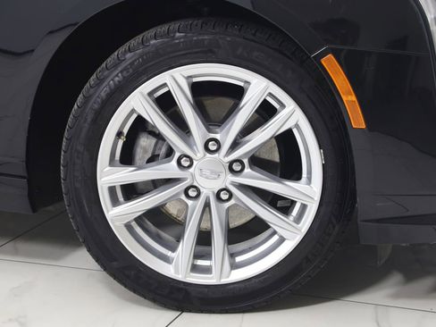 Used 2021 Cadillac CT4 Luxury w/ Cold Weather Package AWD/4WD image 14
