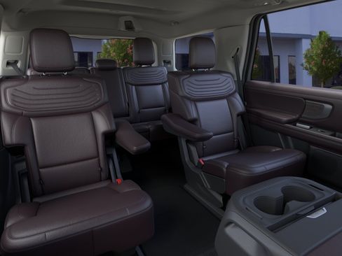 New 2026 Ford Expedition Platinum w/ Platinum Ultimate Package AWD/4WD image 11