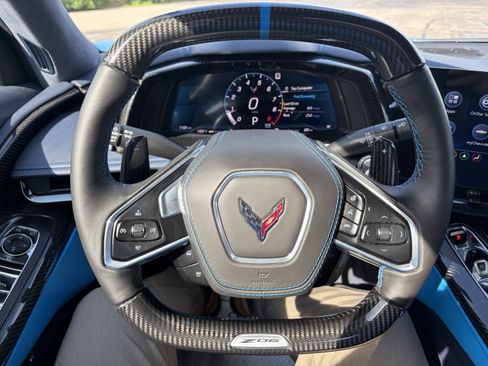 Used 2023 Chevrolet Corvette Z06 w/ Z07 Performance Package RWD image 34