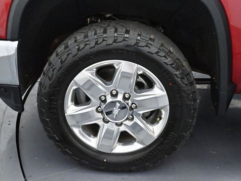 Used 2020 Chevrolet Silverado 2500 LTZ w/ LTZ Premium Package AWD/4WD image 40
