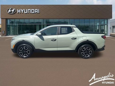 Certified 2022 Hyundai Santa Cruz SEL AWD/4WD image 2