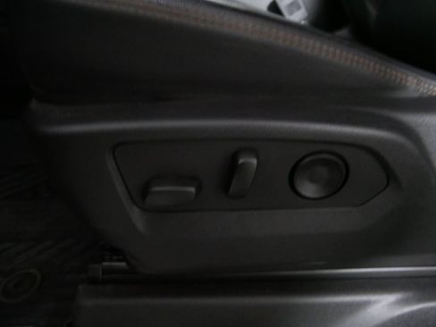 Used 2024 GMC Sierra 1500 AT4 w/ AT4 Premium Package AWD/4WD image 18