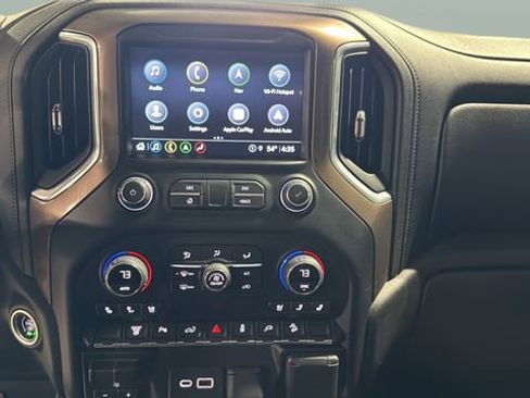 Used 2023 Chevrolet Silverado 2500 High Country image 25