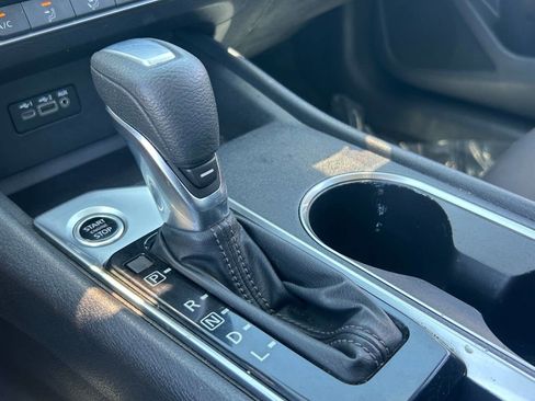 Used 2022 Nissan Altima 2.5 SV FWD image 34
