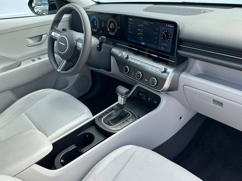 Used 2026 Hyundai Kona SE FWD image 15