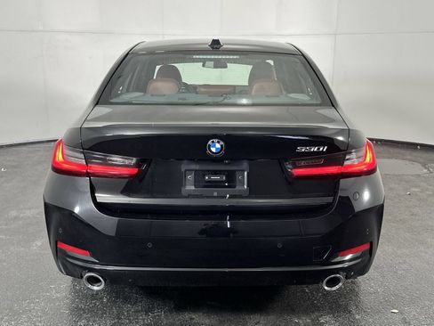 Used 2025 BMW 330i Sedan w/ Premium Package RWD image 7