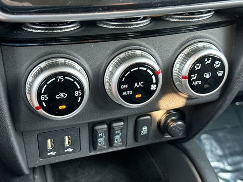 Used 2024 Mitsubishi Outlander Sport SE image 18