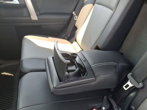Used 2024 Toyota 4Runner SR5 Premium w/ Moonroof Package AWD/4WD image 9