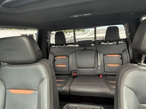 Used 2024 GMC Sierra 2500 AT4 w/ AT4 Preferred Package AWD/4WD image 23
