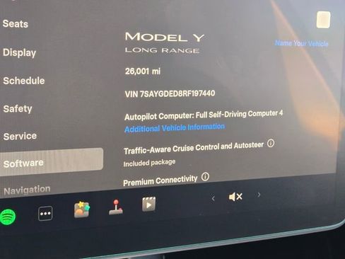 Used 2024 Tesla Model Y 2WD image 22