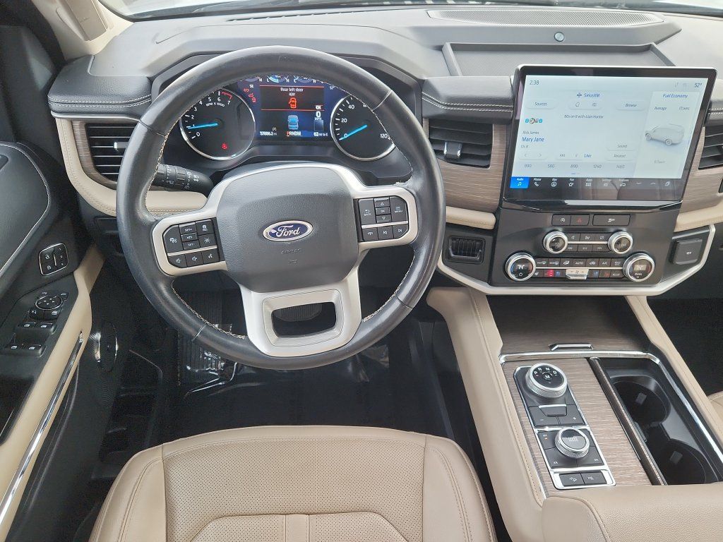 Used 2024 Ford Expedition Limited AWD/4WD image 12