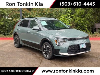Used 2024 Kia Niro Wind w/ Wind Preserve Package