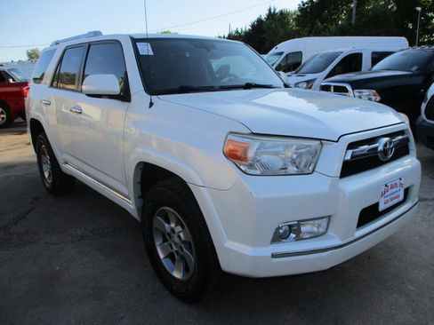 Used 2010 Toyota 4Runner SR5 image 3