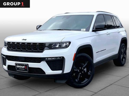 New 2026 Jeep Grand Cherokee Limited RWD image 1