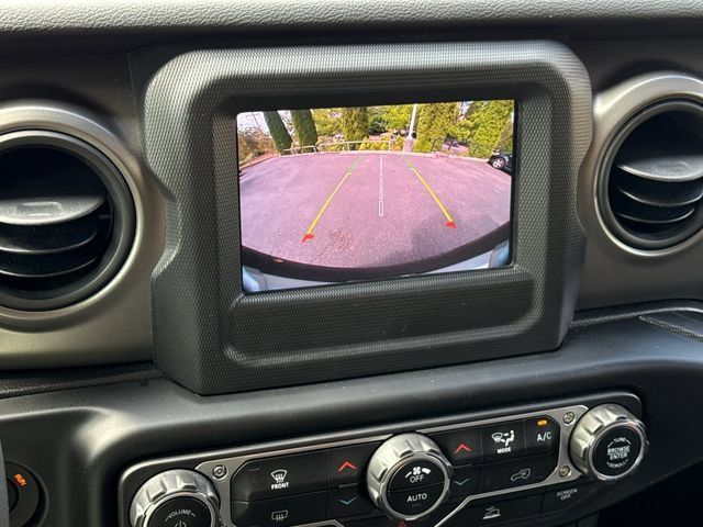 Used 2023 Jeep Wrangler Unlimited Sport AWD/4WD image 26