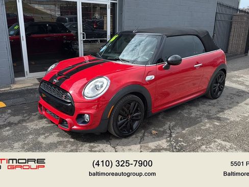 Used 2016 MINI Cooper S image 2