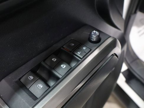 Used 2021 Toyota Tacoma Limited image 15