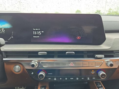 Certified 2023 Kia Telluride SX Prestige X-Line AWD/4WD image 27