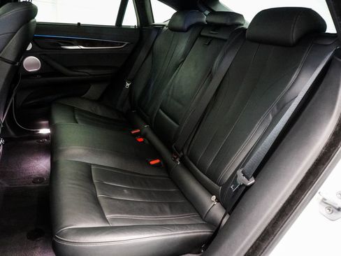 Used 2019 BMW X6 xDrive35i w/ M Sport Package AWD/4WD image 9