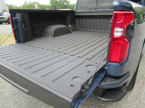 Used 2024 Chevrolet Silverado 1500 RST w/ Convenience Package II AWD/4WD image 31