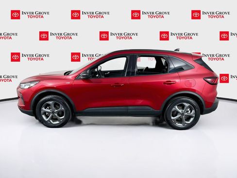 Used 2025 Ford Escape ST-Line w/ Tech Pack #1 AWD/4WD image 8