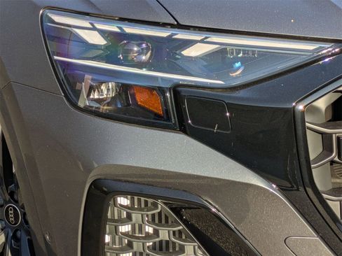 New 2026 Audi Q8 Premium Plus image 16