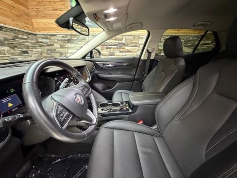 Used 2023 Buick Envision Essence image 10