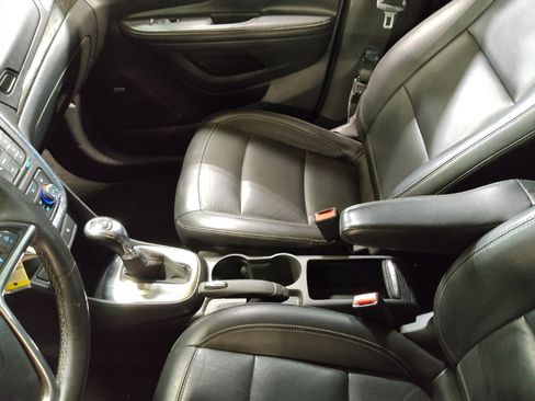 Used 2014 Buick Encore Premium image 26