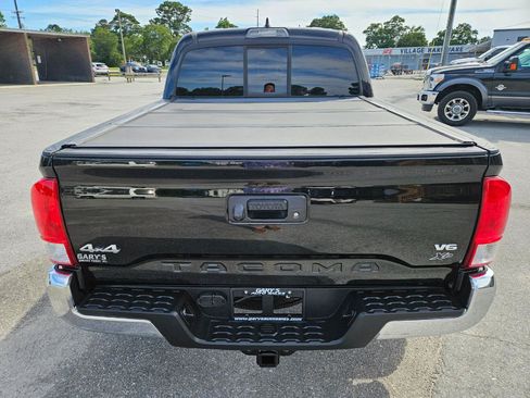 Used 2016 Toyota Tacoma SR5 w/ SR5 Appearance Package (SN) AWD/4WD image 5
