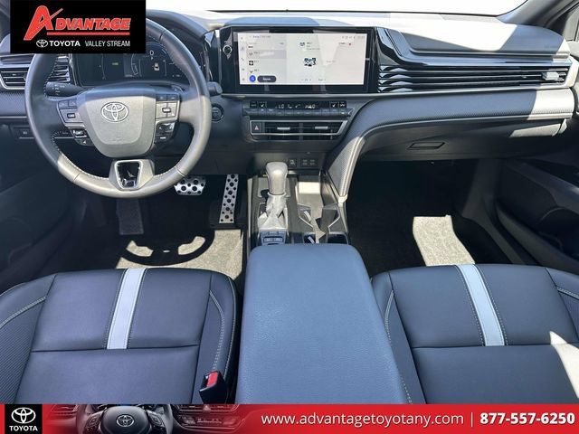 Used 2025 Toyota Camry SE w/ Multimedia Upgrade Package AWD/4WD image 17