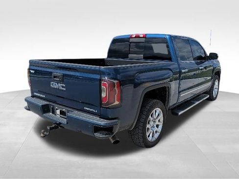 Used 2017 GMC Sierra 1500 Denali AWD/4WD image 3